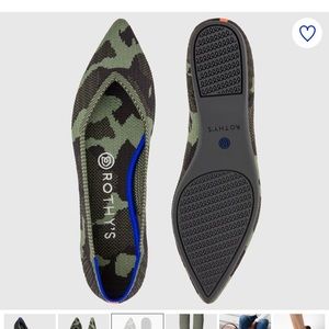 NEW! Never worn! Olive Camo Rothy’s Size 8